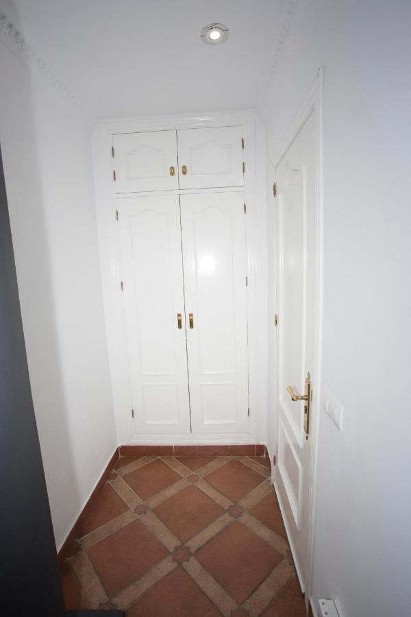 Alojamiento El Chaparro Barbate Junto A La Venta El Loro Exterior foto
